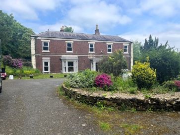 Property for Auction in North West - Oak Alyn Hall, Mold Road, Cefn-y-Bedd, Gwersylit, Wrexham LL12 9US