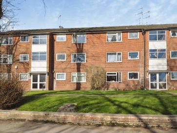 Property for Auction in Coventry & Warwickshire - Flat 30, Darlaston Court, 123 Main Road, Meriden, Coventry CV7 7NJ