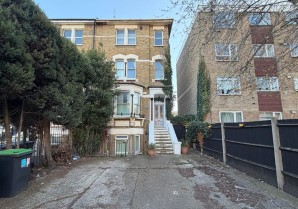 Property for Auction in London - 128D Lower Addiscombe Road, Croydon, Croydon, CR0 6AE