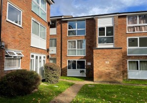 Property for Auction in London - 38 Epping Green, Hemel Hempstead, Hertfordshire, HP2 7JD
