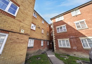 Property for Auction in London - Flat 23 Bellingham Court, Wanderer Drive, Barking, Essex, IG11 0XN