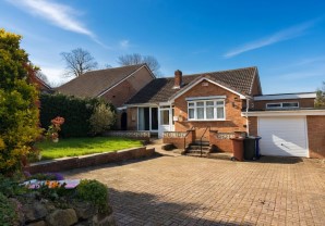 Property for Auction in London - 10 Ferrara Close, Darfield, Barnsley, South Yorkshire, S73 9RB