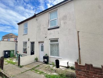 Property for Auction in East Anglia - 11 Queens Place, Mill Road, Great Yarmouth, Norfolk NR31 0HT