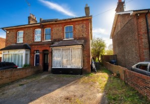Property for Auction in London - 5 Valebridge Road, Burgess Hill, West Sussex, RH15 0RA