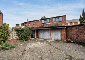 Property for Auction in London - 98 Addison Road, Reading, Berkshire, RG1 8EG
