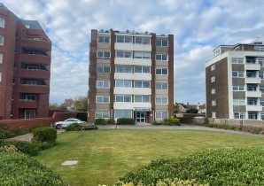 Property for Auction in Sussex & Hampshire - Flat 4 Caversham Court, West Parade, Worthing, West Sussex, BN11 3RA