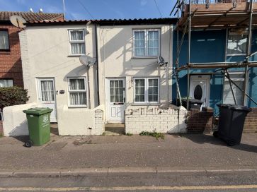 Property for Auction in East Anglia - 27 South Market Road, Great Yarmouth, Norfolk NR30 2BQ