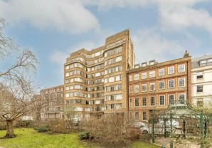 Property for Auction in London - 87 Florin Court, 6-9 Charterhouse Square, Barbican, London, EC1M 6EX