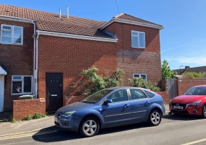 Property for Auction in Sussex & Hampshire - Flat 3, 36 Peveril Road, Southampton, Hampshire, SO19 2GA