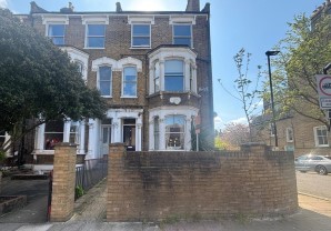 Property for Auction in London - Flat B, 82 Hanley Road, Islington, London, N4 3DW