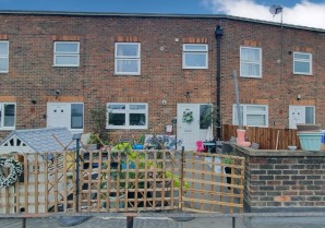 Property for Auction in London - 12A King Street, Stanford-le-Hope, Essex, SS17 0HL