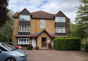 Property for Auction in London - 12 Cambian Green, Snowdon Drive, Colindale, London, NW9 7RH