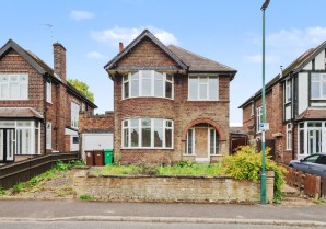 Property for Auction in London - 39 St. Leonards Drive, Nottingham, Nottinghamshire, NG8 2BB