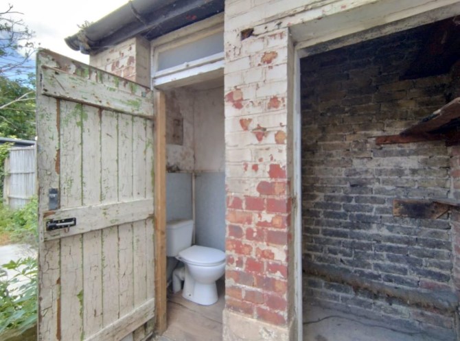 Lot Image
