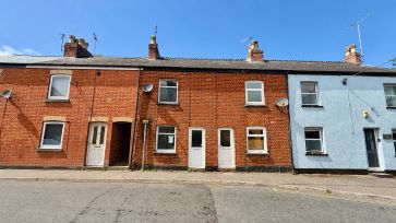 Property for Auction in South West - 90 Chapel Street, Tiverton, Devon EX16 6BU
