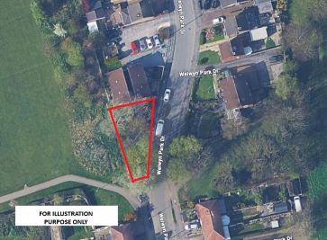 Property for Auction in North West - Land at, Welwyn Park Drive , Hull, East Riding of Yorkshire HU6 7DX