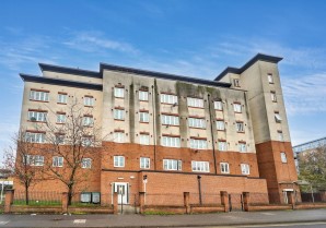 Property for Auction in London - Flat 40 Centrika, Bath Road, Slough, Buckinghamshire, SL1 3SL