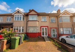 Property for Auction in London - 42 Dorchester Close, Dartford, Kent, DA1 1ND