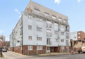 Property for Auction in London - 17 Birchfield, 1 Palmerston Road, Harrow, Middlesex, HA3 7HB
