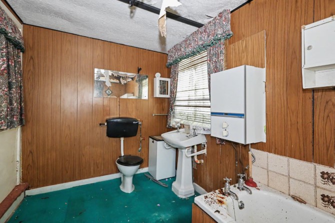 Lot Image