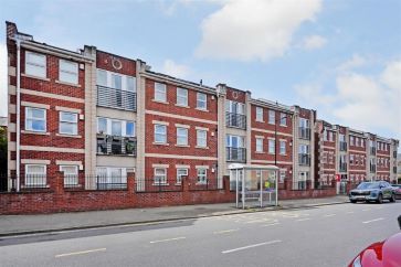 Property for Auction in North West - Apartment 4, Victoria Park, 4 Valley Road, Sheffield, South Yorkshire S8 9FY