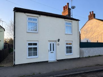 Property for Auction in East Anglia - Eastfield Cottage, Rectory Road, Tydd St. Mary, Wisbech, Cambridgeshire PE13 5QL