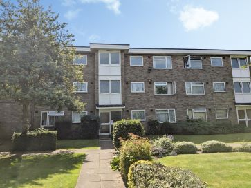 Property for Auction in Coventry & Warwickshire - 21 Langbay Court, Walsgrave, Coventry, West Midlands CV2 2AZ