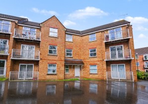 Property for Auction in London - 5 Gillquart Way, Coventry, West Midlands, CV1 2UE