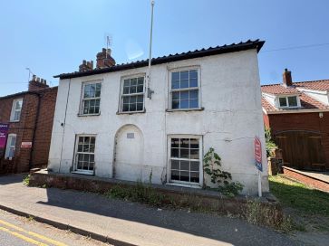 Property for Auction in East Anglia - The Cabinet, 37 High Street, Coltishall, Norwich, Norfolk NR12 7AA
