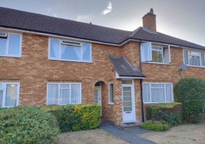 Property for Auction in London - 14 Malcolm Court, Stanmore, Middlesex, HA7 4HN