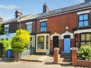 Property for Auction in East Anglia - 61 Carrow Road, Norwich, Norfolk NR1 1HS