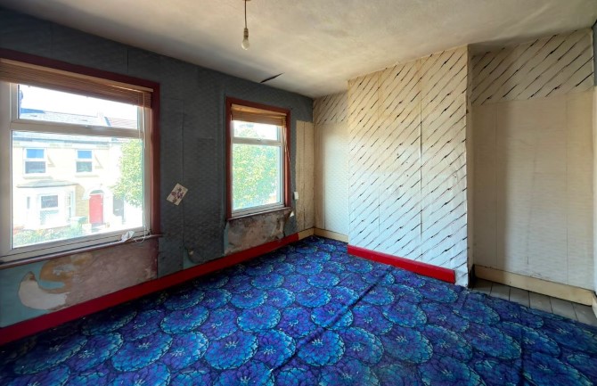 Lot Image