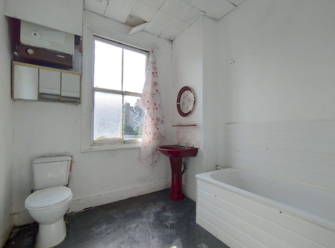 Lot Image