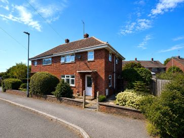 Property for Auction in Northamptonshire - 12 Fenners Close, Rushden, Northamptonshire NN10 0JA