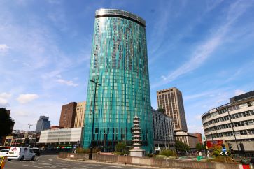 Property for Auction in Birmingham - Apartment 2106, Beetham Tower, 10 Holloway Circus Queensway, Birmingham, West Midlands B1 1BA
