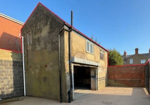 Property for Auction in London - Rear of 292 Weelsby Street, Grimsby, North East Lincolnshire, DN32 8AB