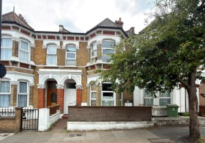 Property for Auction in London - 19A East Dulwich Grove, Southwark, London, SE22 8PW