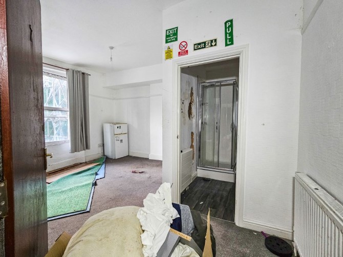 Lot Image