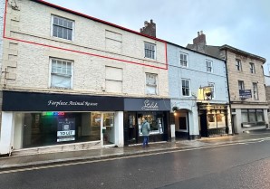 Property for Auction in London - Residential Flat, 9A Battle Hill, Hexham, Northumberland, NE46 1BA