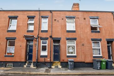 Property for Auction in West Yorkshire - 24 Recreation Crescent, Leeds, West Yorkshire LS11 0AJ