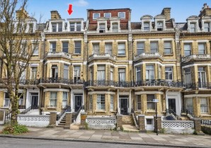 Property for Auction in London - Flat 9, 44-46 First Avenue, Hove, East Sussex, BN3 2FF