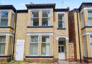 Property for Auction in London - 64 Sunny Bank, Kingston upon Hull, North Humberside, HU3 1LQ