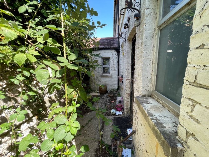 Lot Image