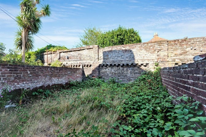 Lot Image