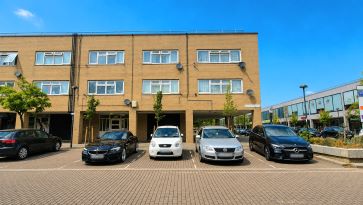 Property for Auction in Bedfordshire and Buckinghamshire - 649J Silbury Boulevard, Milton Keynes, Buckinghamshire MK9 3AR