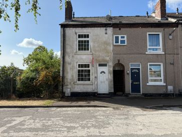 Property for Auction in Chesterfield & North Derbyshire - 55 The Square, Danesmoor, Chesterfield, Derbyshire S45 9BZ