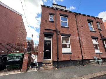 Property for Auction in West Yorkshire - 37 Recreation Mount, Leeds, West Yorkshire LS11 0AS