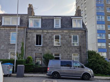 Property for Auction in Scotland - Top Floor Right, 425 Holburn Street, Aberdeen, Aberdeen City AB10 7GS