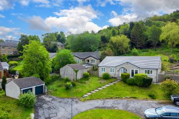 Property for Auction in Manchester - 9 Heys Gardens, Thongsbridge, Holmfirth, HD9 7NS