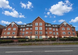 Property for Auction in London - Apartment 71 Dorchester Court, 283 London Road, Camberley, Surrey, GU15 3JJ